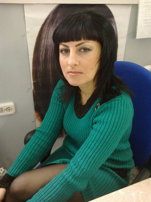 Лиана, стилист по ногтям